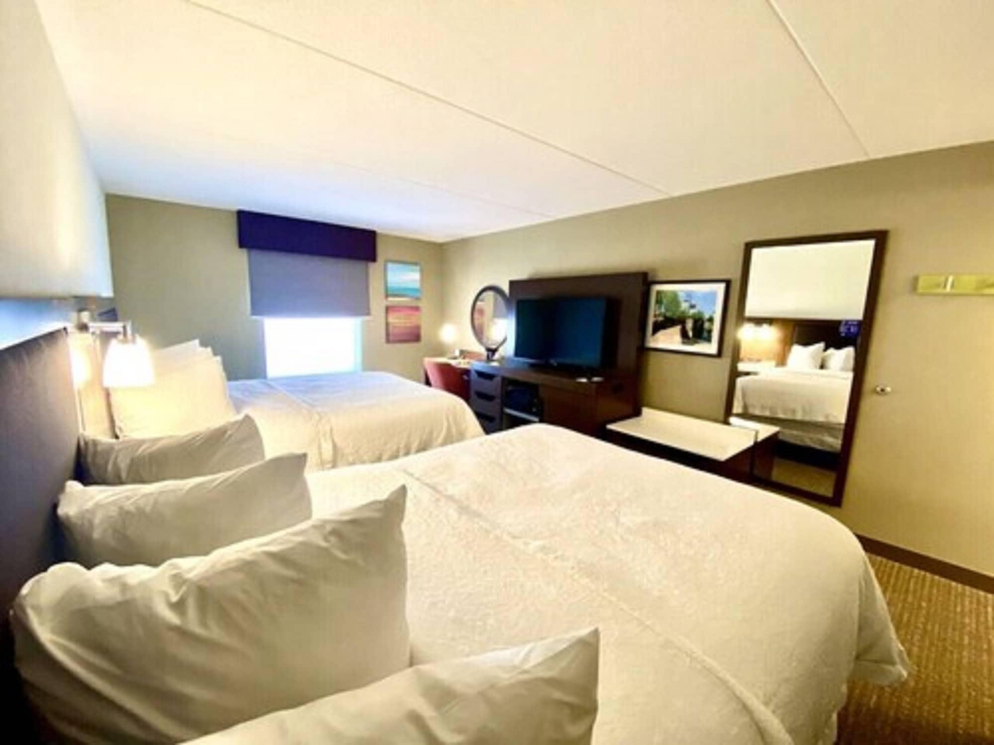 Hampton Inn Mchenry Bagian luar foto