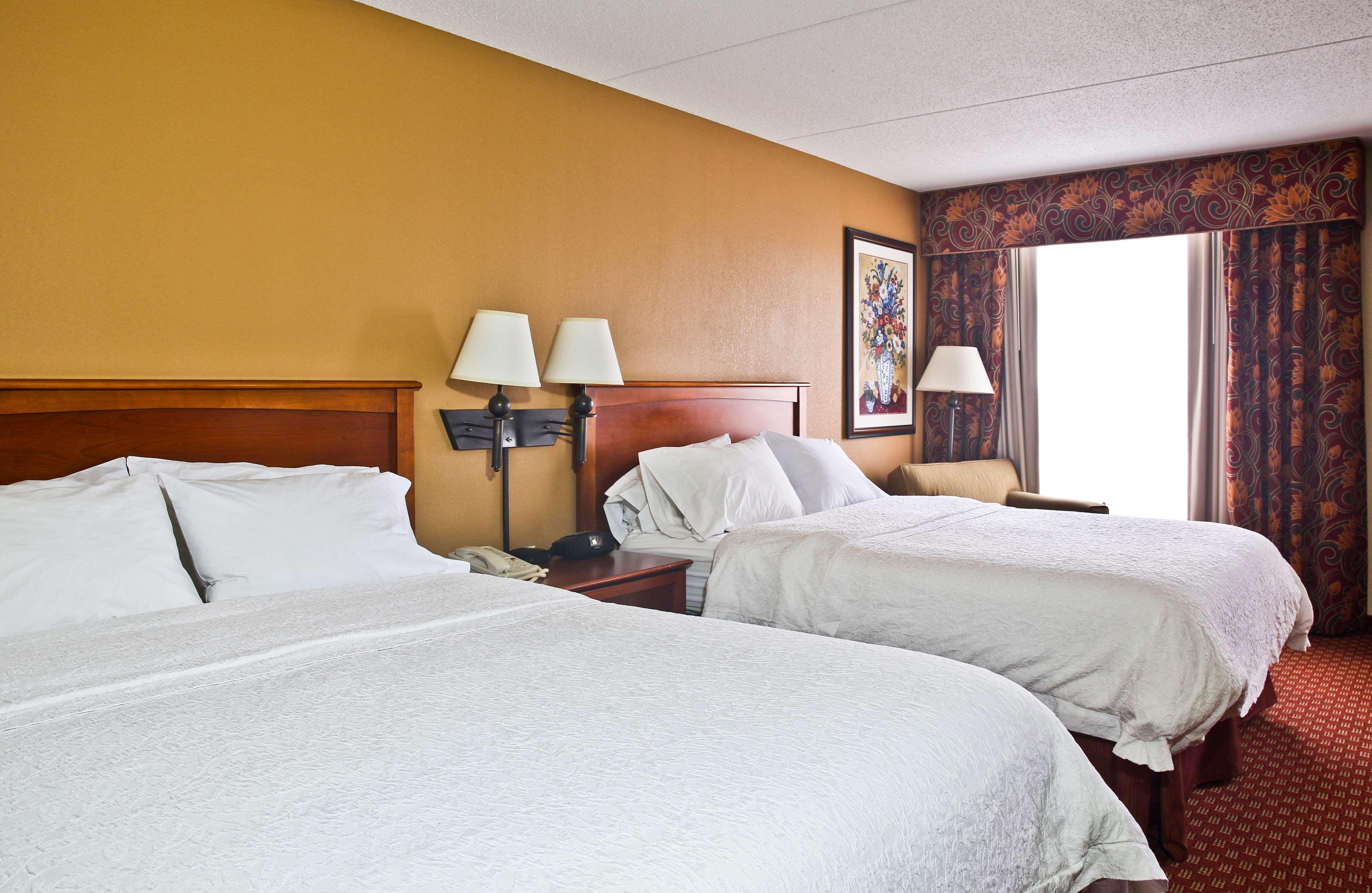 Hampton Inn Mchenry Bagian luar foto