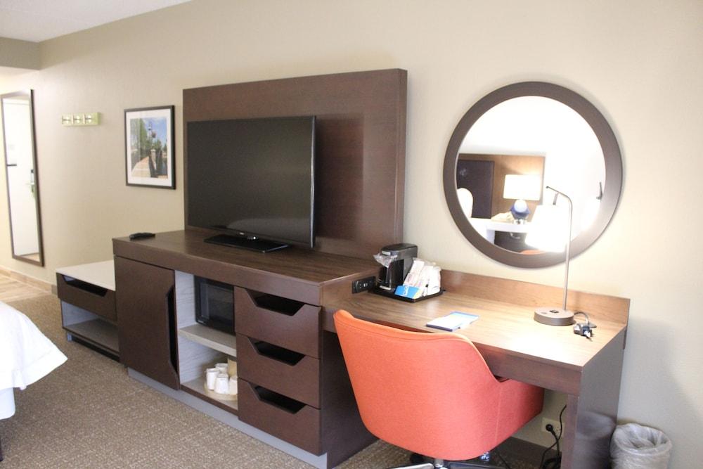 Hampton Inn Mchenry Bagian luar foto