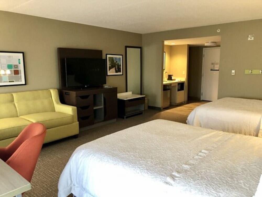 Hampton Inn Mchenry Bagian luar foto