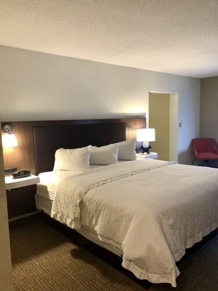 Hampton Inn Mchenry Bagian luar foto